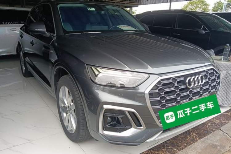 Used Audi Q5L 2021 40 TFSI Luxury Dynamic Edition Front Right 45 Deg