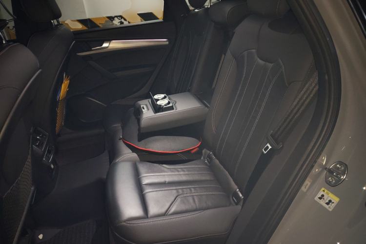Used Audi Q5L 2021 40 TFSI Fashion Dynamic Model Left Rear Seat
