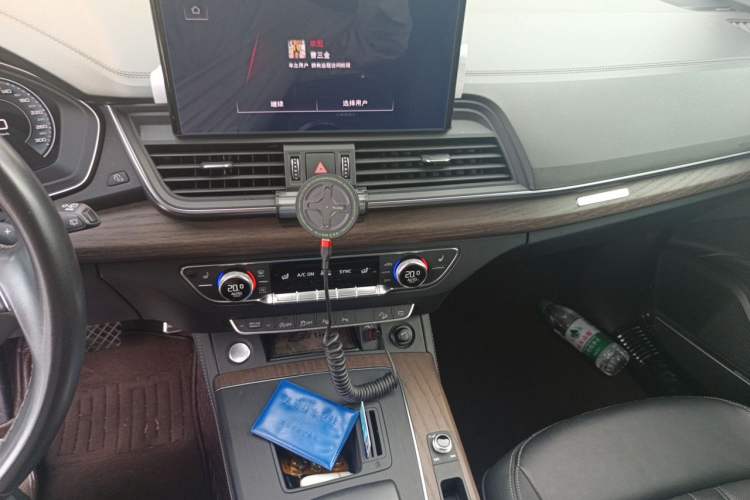 Used Audi Q5L 2021 45 TFSI Luxury Prestige Edition Audio And AC Panel