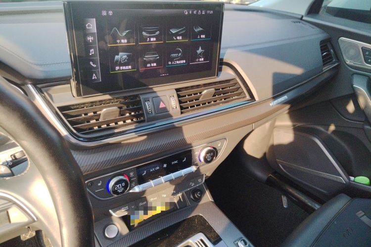 Used Audi Q5L 2021 40 TFSI Luxury Dynamic Edition Audio And AC Panel