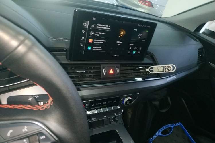 Used Audi Q5L 2021 40 TFSI Fashion Dynamic Model Audio And AC Panel
