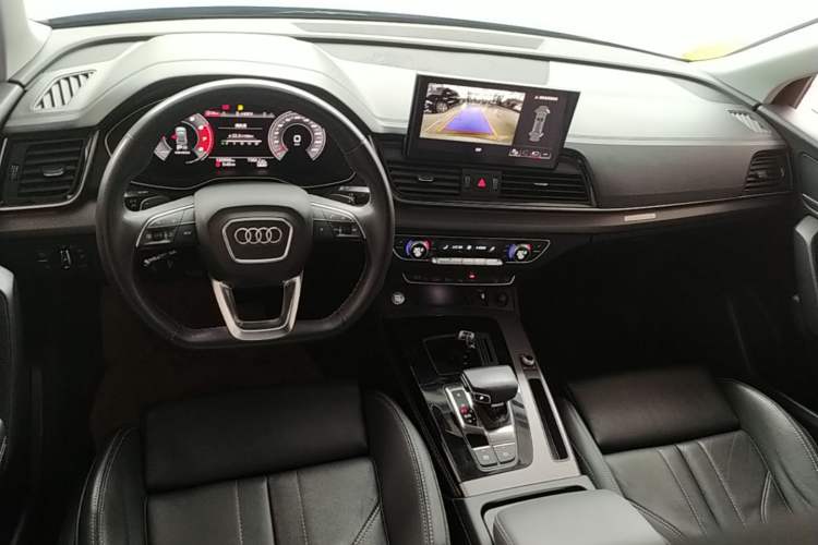 Used Audi Q5L 2021 40 TFSI Luxury Dynamic Edition Center Console