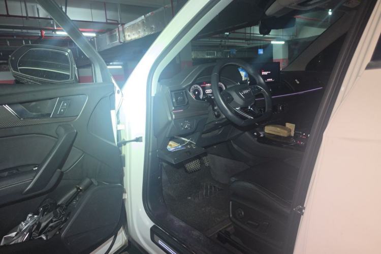 Used Audi Q5L 2021 40 TFSI Luxury Dynamic Edition Driver Seat