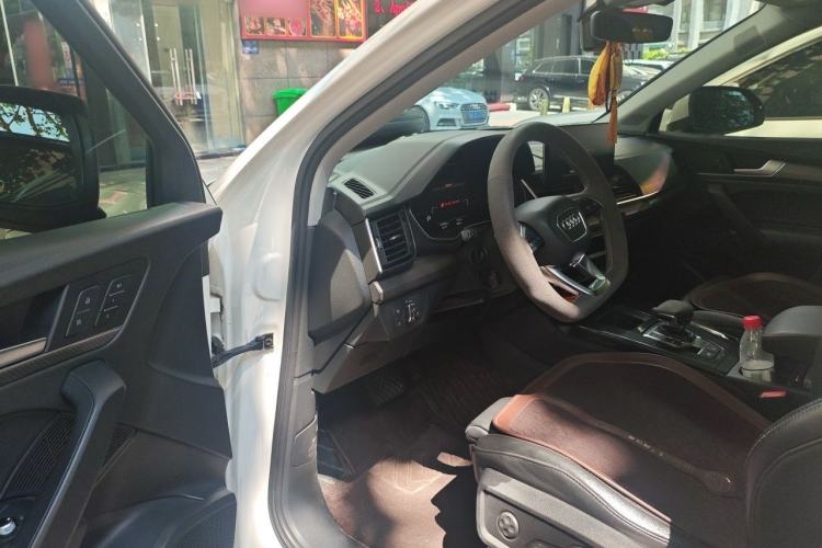 Used Audi Q5L 2021 45 TFSI Luxury Dynamic Edition Driver Seat
