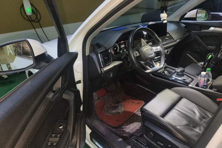 Used Audi Q5L 2021 40 TFSI Luxury Dynamic Edition Driver Seat