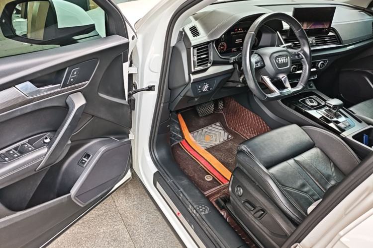 Used Audi Q5L 2021 40 TFSI Luxury Dynamic Edition Driver Seat