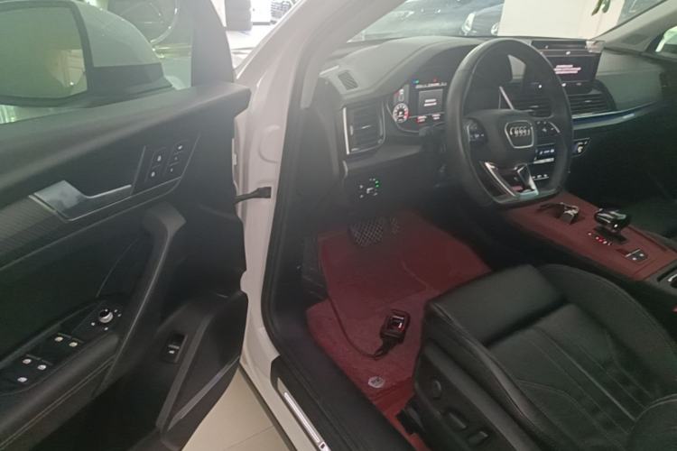 Used Audi Q5L 2021 45 TFSI Luxury Dynamic Edition Driver Seat
