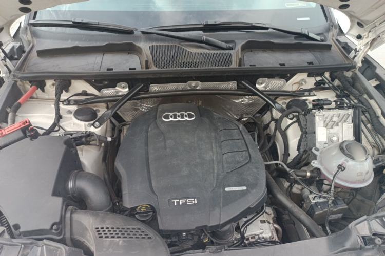 Used Audi Q5L 2021 45 TFSI Luxury Prestige Edition Engine Bay