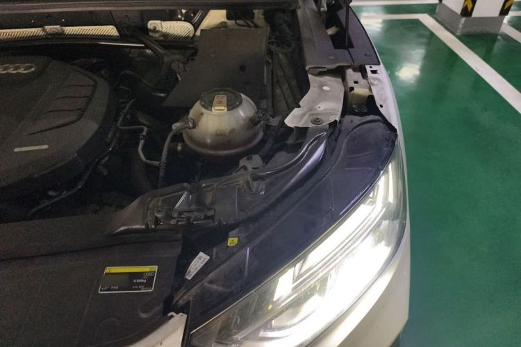 Used Audi Q5L 2021 40 TFSI Luxury Dynamic Edition Engine Bay Left