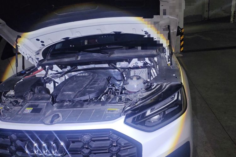 Used Audi Q5L 2021 45 TFSI Luxury Dynamic Edition Engine Bay Left