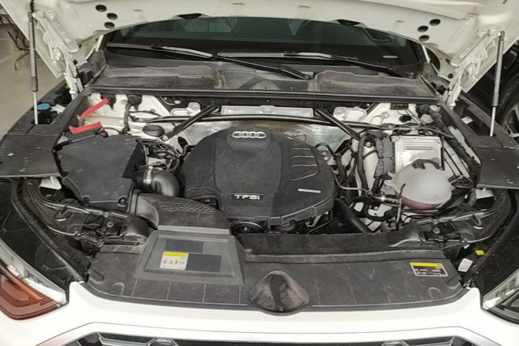 Used Audi Q5L 2021 40 TFSI Luxury Dynamic Edition Engine Bay