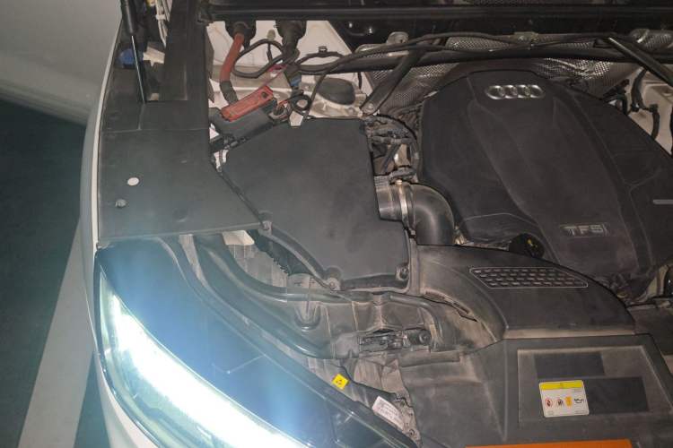 Used Audi Q5L 2021 40 TFSI Luxury Dynamic Edition Engine Bay Right