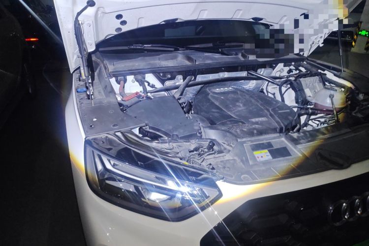 Used Audi Q5L 2021 45 TFSI Luxury Dynamic Edition Engine Bay Right