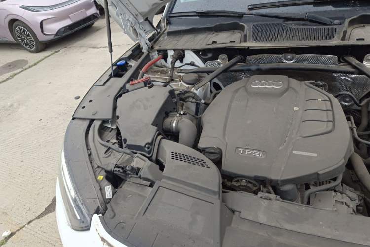 Used Audi Q5L 2021 40 TFSI Fashion Dynamic Model Engine Bay Right
