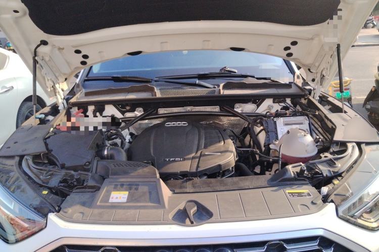 Used Audi Q5L 2021 40 TFSI Luxury Dynamic Edition Engine Bay