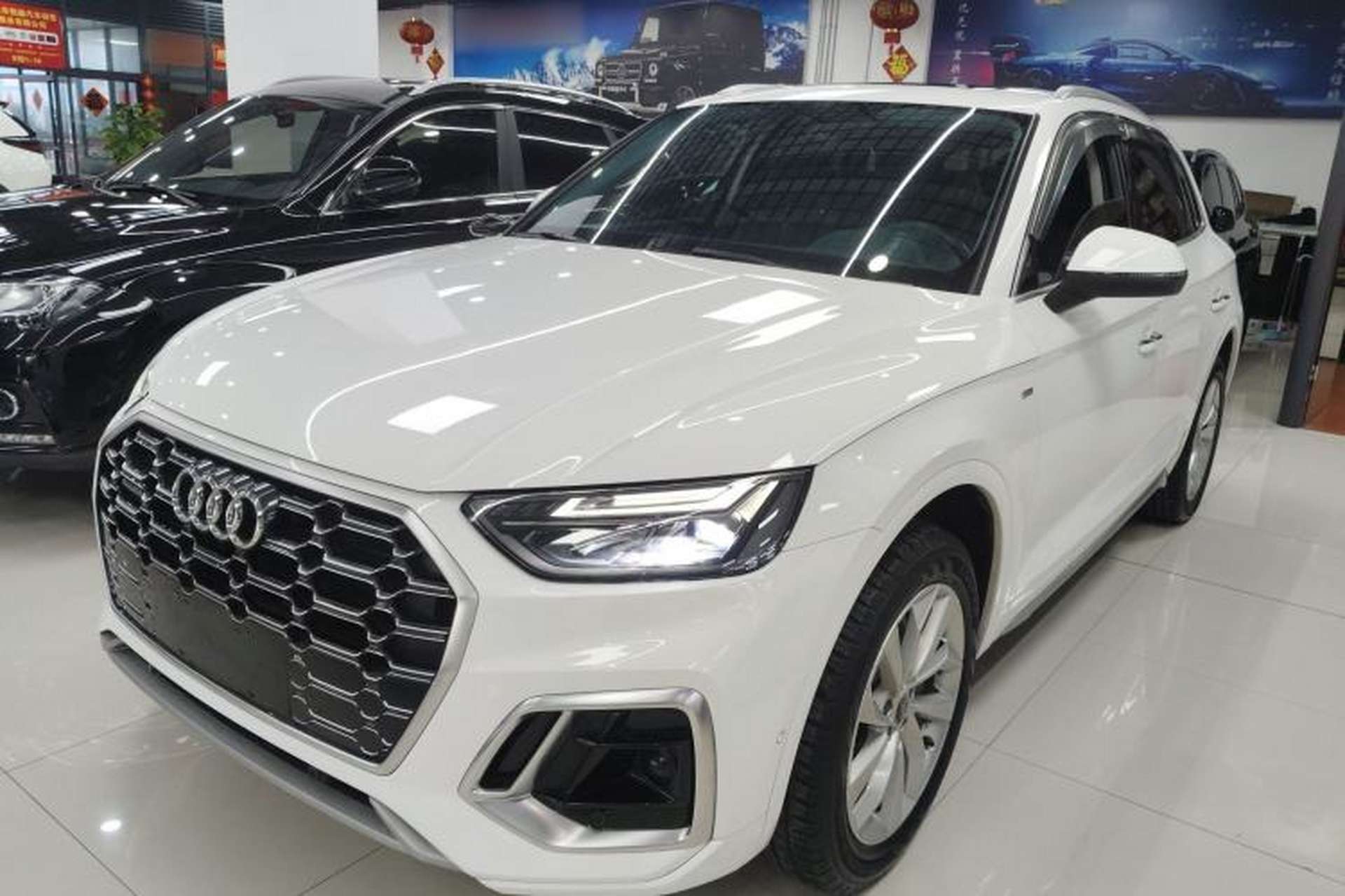 Used Audi Q5L 2021 40 TFSI Luxury Dynamic Edition Front Left 45 Deg