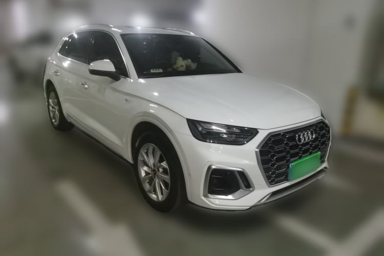 Used Audi Q5L 2021 40 TFSI Luxury Dynamic Edition Front Right 45 Deg