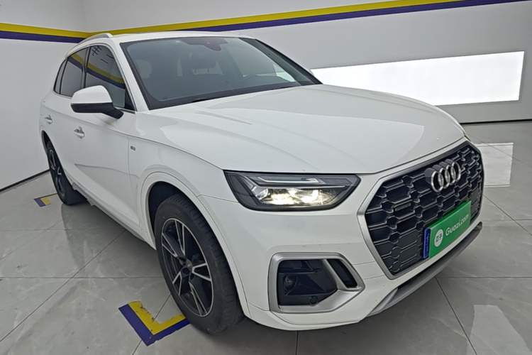 Used Audi Q5L 2021 40 TFSI Fashion Dynamic Model Front Right 45 Deg