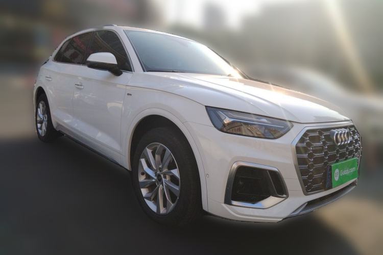 Used Audi Q5L 2021 40 TFSI Luxury Dynamic Edition Front Right 45 Deg