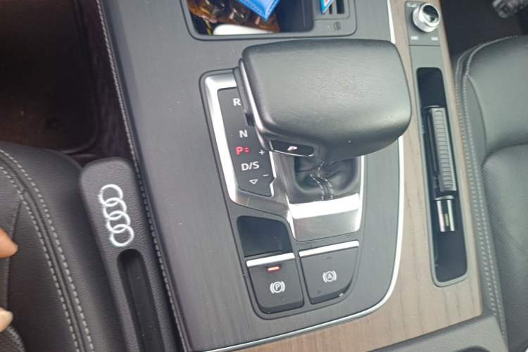 Used Audi Q5L 2021 45 TFSI Luxury Prestige Edition Gear Lever