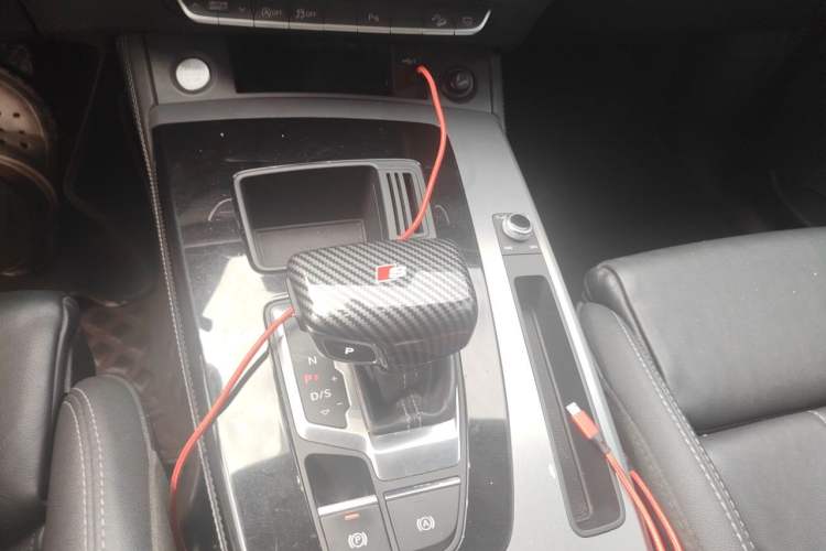Used Audi Q5L 2021 40 TFSI Fashion Dynamic Model Gear Lever