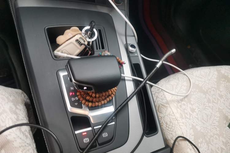 Used Audi Q5L 2021 40 TFSI Fashionable and Elegant Edition Gear Lever