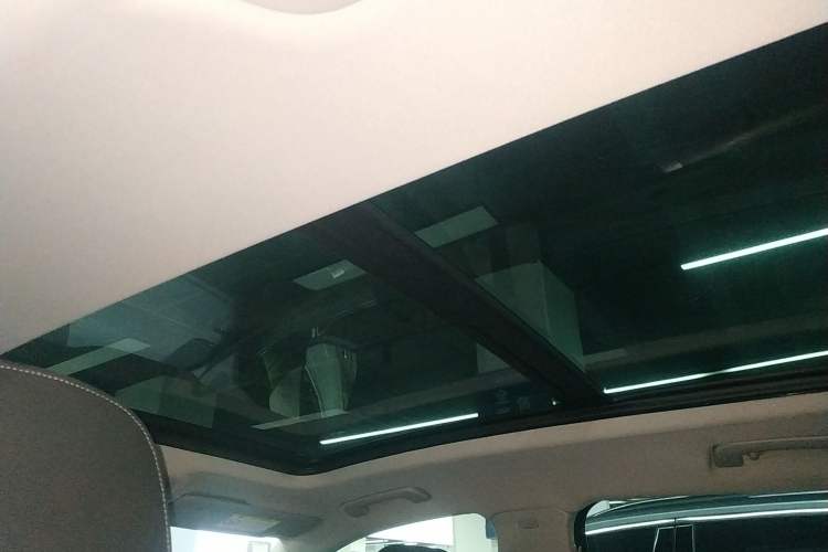 Used Audi Q5L 2021 45 TFSI Luxury Dynamic Edition Headliner