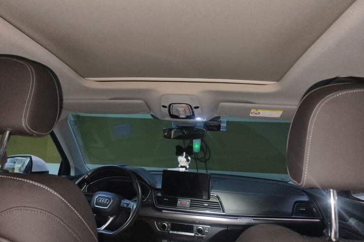 Used Audi Q5L 2021 40 TFSI Luxury Dynamic Edition Headliner