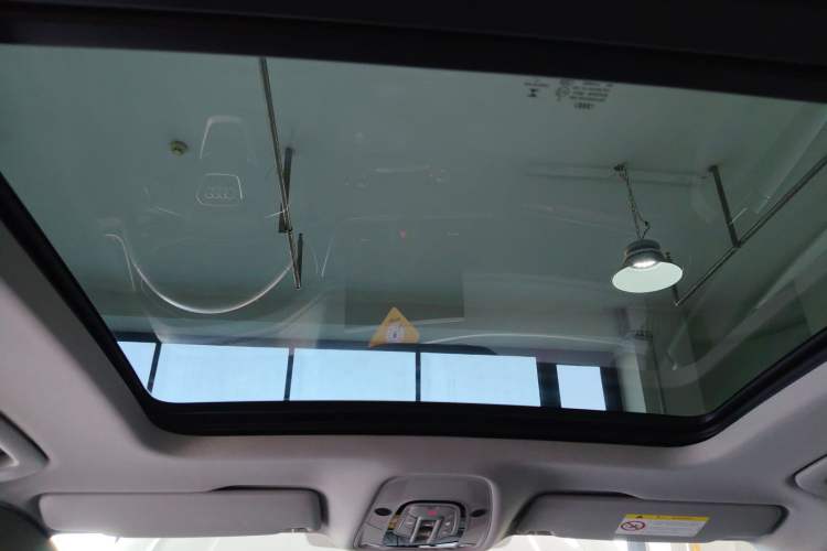 Used Audi Q5L 2021 40 TFSI Luxury Dynamic Edition Headliner