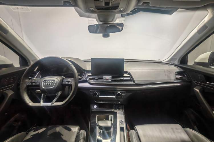 Used Audi Q5L 2021 45 TFSI Luxury Dynamic Edition Interior 4