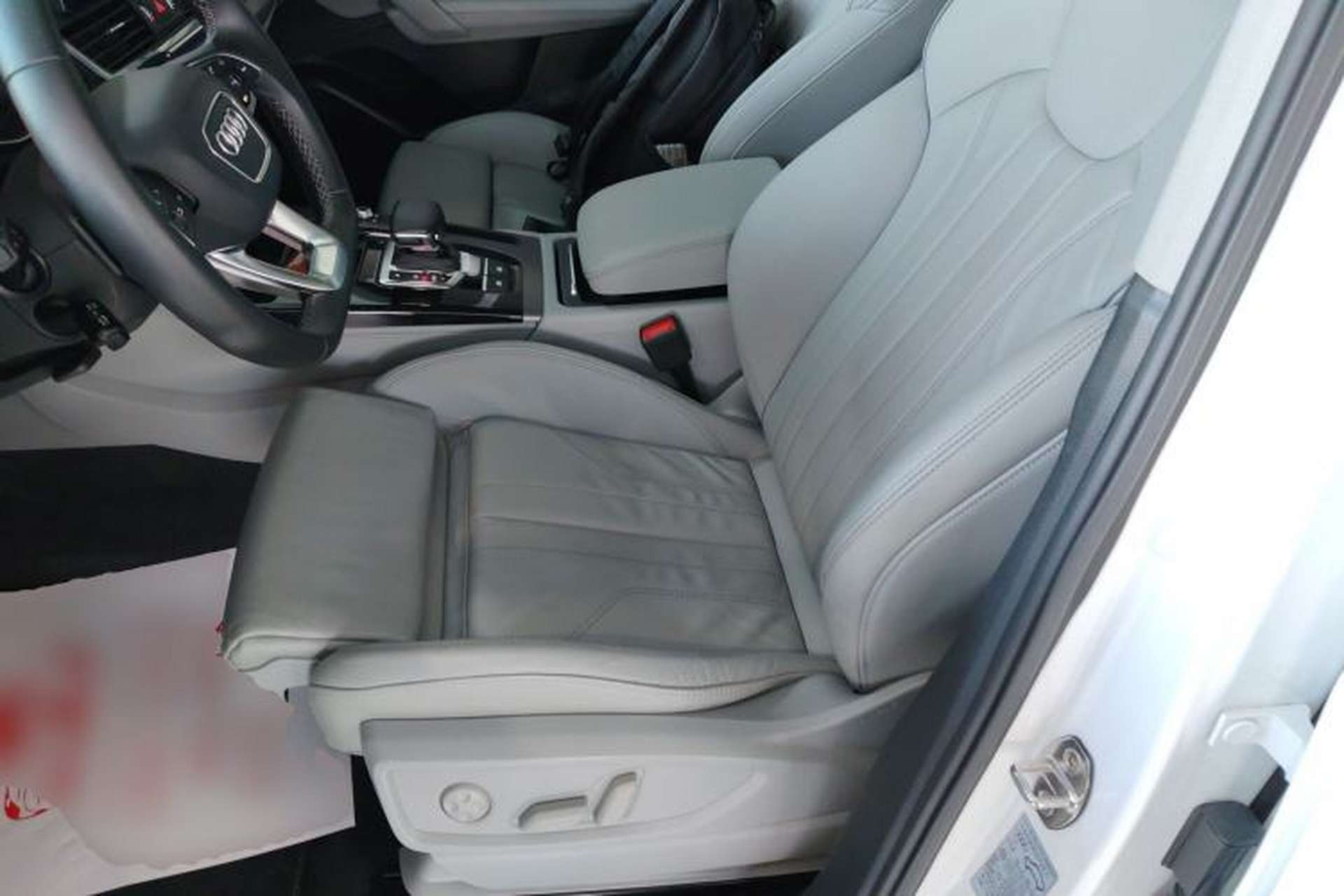Used Audi Q5L 2021 40 TFSI Luxury Dynamic Edition Left Front Seat