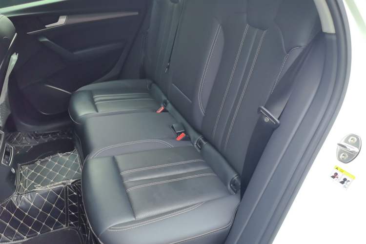 Used Audi Q5L 2021 40 TFSI Fashion Dynamic Model Left Rear Seat