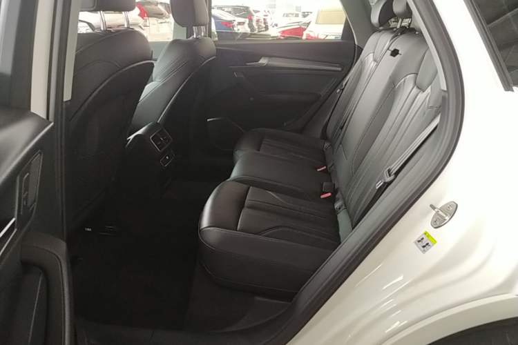 Used Audi Q5L 2021 40 TFSI Luxury Dynamic Edition Left Rear Seat
