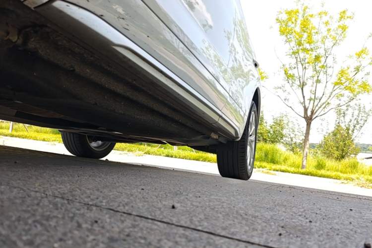Used Audi Q5L 2021 40 TFSI Luxury Dynamic Edition Left Side Sill