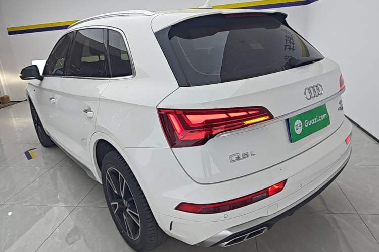 Used Audi Q5L 2021 40 TFSI Fashion Dynamic Model Rear Left 45 Deg