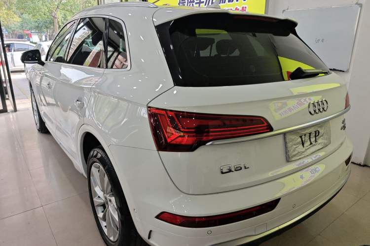 Used Audi Q5L 2021 40 TFSI Luxury Dynamic Edition Rear Left 45 Deg