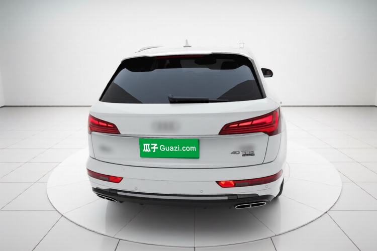 Used Audi Q5L 2021 40 TFSI Fashion Dynamic Model Rear Right 45 Deg