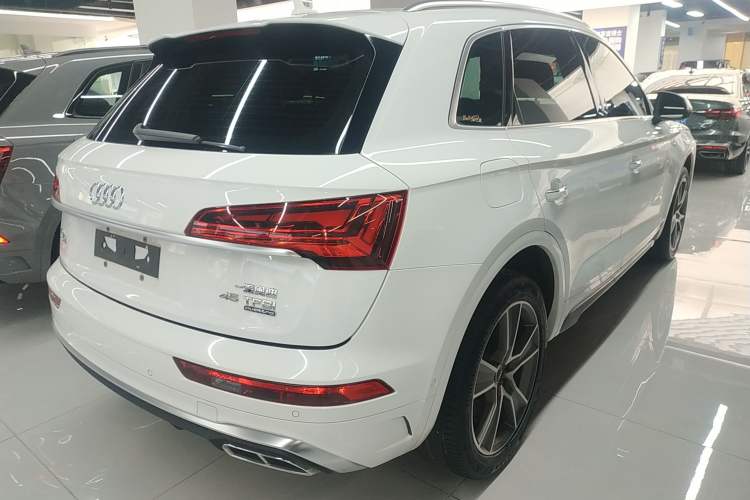Used Audi Q5L 2021 45 TFSI Luxury Dynamic Edition Rear Right 45 Deg