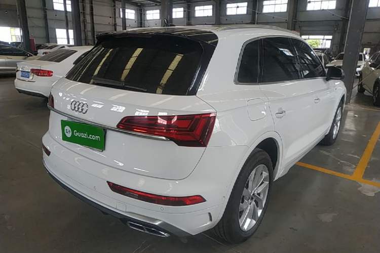 Used Audi Q5L 2021 40 TFSI Luxury Dynamic Edition Rear Right 45 Deg