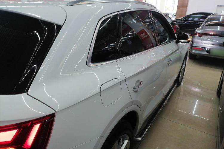 Used Audi Q5L 2021 40 TFSI Luxury Dynamic Edition Rear Right 45 Deg