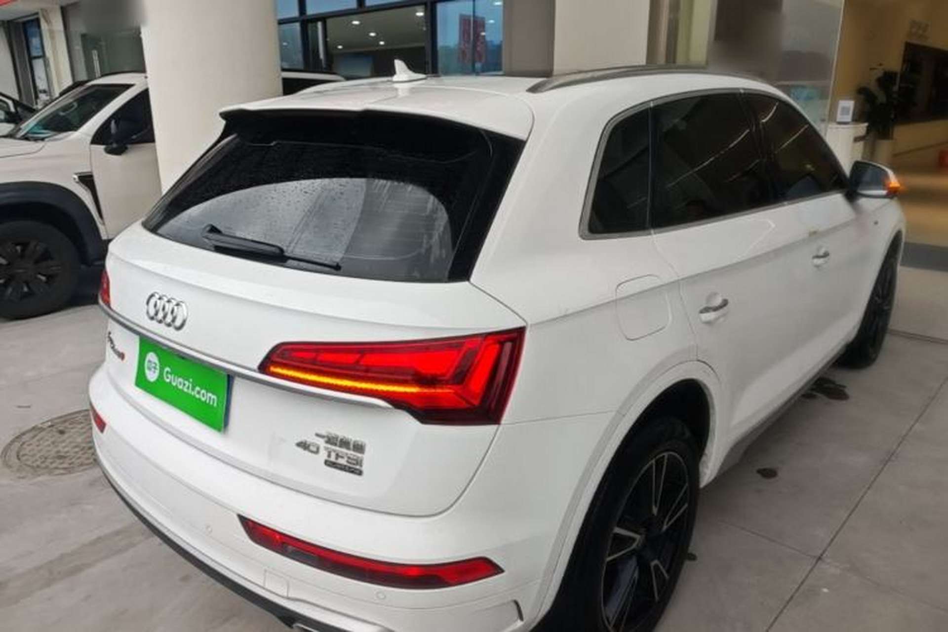 Used Audi Q5L 2021 40 TFSI Fashion Dynamic Model Rear Right 45 Deg