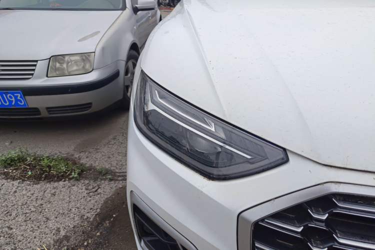 Used Audi Q5L 2021 40 TFSI Fashion Dynamic Model Right Front Headlight