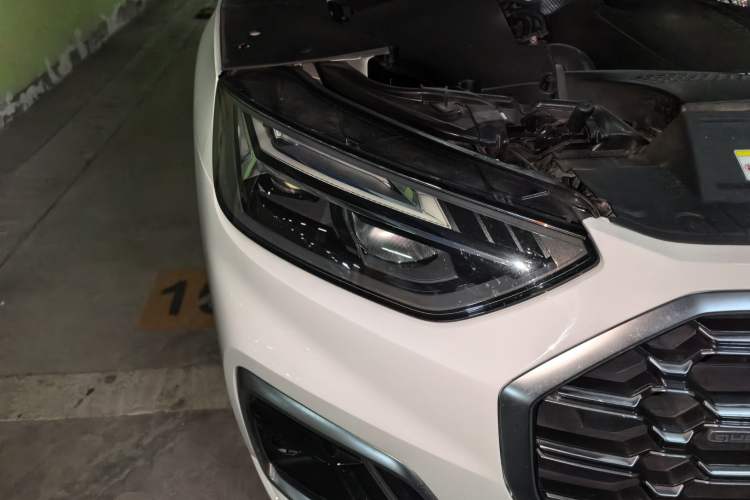 Used Audi Q5L 2021 40 TFSI Luxury Dynamic Edition Right Front Headlight