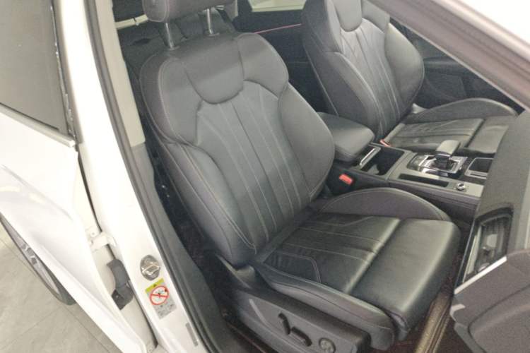 Used Audi Q5L 2021 45 TFSI Luxury Dynamic Edition Right Front Seat