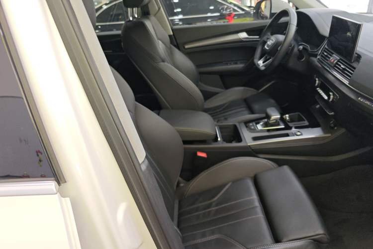 Used Audi Q5L 2021 40 TFSI Luxury Dynamic Edition Right Front Seat