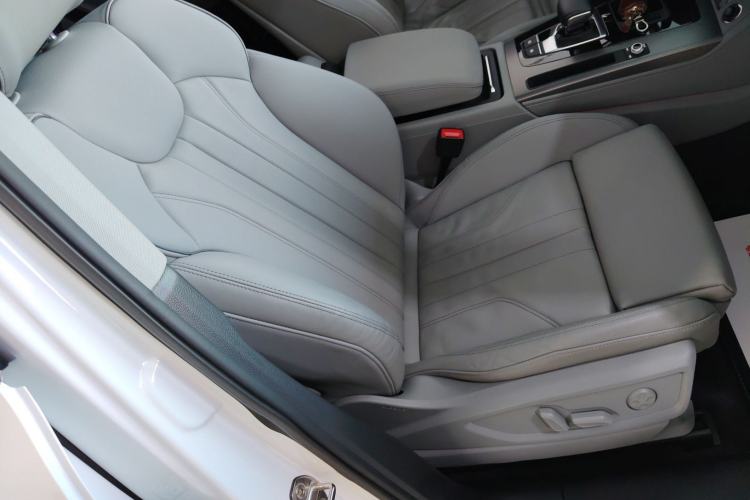 Used Audi Q5L 2021 40 TFSI Luxury Dynamic Edition Right Front Seat