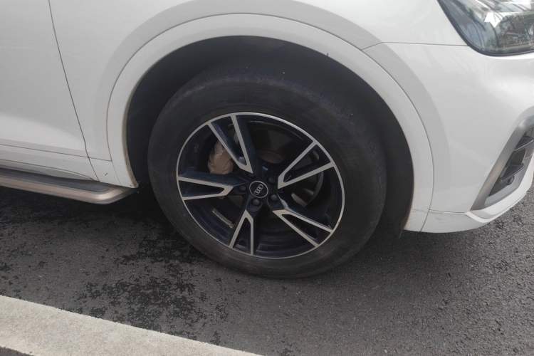 Used Audi Q5L 2021 40 TFSI Fashion Dynamic Model Right Front Wheel Hub