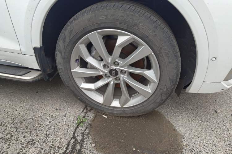 Used Audi Q5L 2021 40 TFSI Fashion Dynamic Model Right Front Wheel Hub