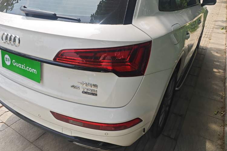Used Audi Q5L 2021 45 TFSI Prestige Dynamic Edition Right Rear Taillight