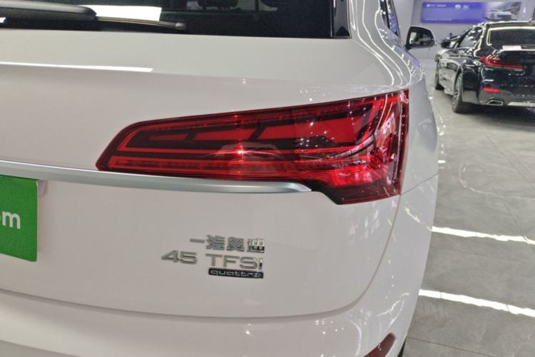 Used Audi Q5L 2021 45 TFSI Luxury Dynamic Edition Right Rear Taillight